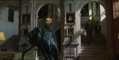 THE_CROWN_-_E3X02_MARGARETOLOGY_041.jpg