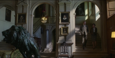 THE_CROWN_-_E3X02_MARGARETOLOGY_045.jpg