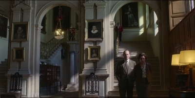 THE_CROWN_-_E3X02_MARGARETOLOGY_058.jpg