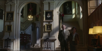 THE_CROWN_-_E3X02_MARGARETOLOGY_059.jpg