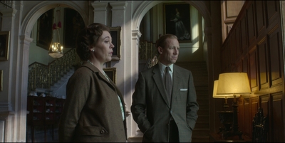 THE_CROWN_-_E3X02_MARGARETOLOGY_075.jpg
