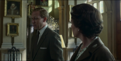 THE_CROWN_-_E3X02_MARGARETOLOGY_153.jpg