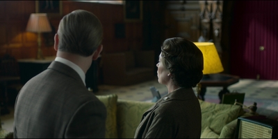 THE_CROWN_-_E3X02_MARGARETOLOGY_176.jpg