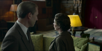 THE_CROWN_-_E3X02_MARGARETOLOGY_184.jpg