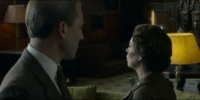 THE_CROWN_-_E3X02_MARGARETOLOGY_289.jpg