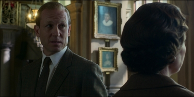 THE_CROWN_-_E3X02_MARGARETOLOGY_385.jpg