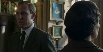 THE_CROWN_-_E3X02_MARGARETOLOGY_387.jpg