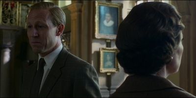 THE_CROWN_-_E3X02_MARGARETOLOGY_391.jpg