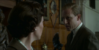 THE_CROWN_-_E3X02_MARGARETOLOGY_446.jpg