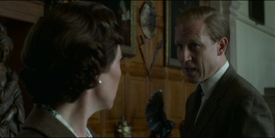 THE_CROWN_-_E3X02_MARGARETOLOGY_447.jpg
