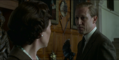 THE_CROWN_-_E3X02_MARGARETOLOGY_455.jpg