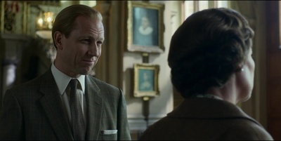 THE_CROWN_-_E3X02_MARGARETOLOGY_557.jpg