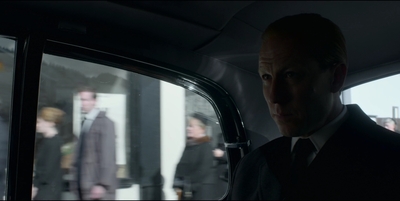 THE_CROWN_-_E3X03_ABERFAN_009.jpg