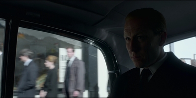 THE_CROWN_-_E3X03_ABERFAN_010.jpg
