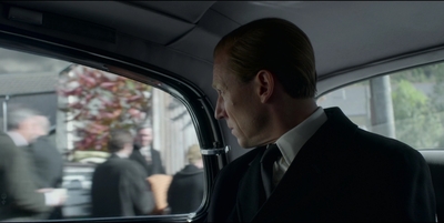 THE_CROWN_-_E3X03_ABERFAN_038.jpg