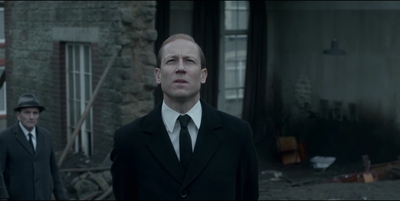 THE_CROWN_-_E3X03_ABERFAN_056.jpg
