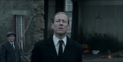 THE_CROWN_-_E3X03_ABERFAN_057.jpg