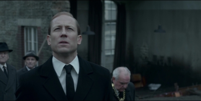 THE_CROWN_-_E3X03_ABERFAN_061.jpg