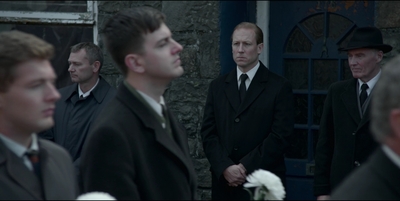 THE_CROWN_-_E3X03_ABERFAN_079.jpg