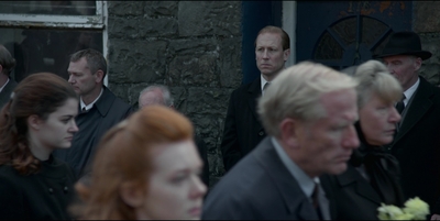 THE_CROWN_-_E3X03_ABERFAN_083.jpg