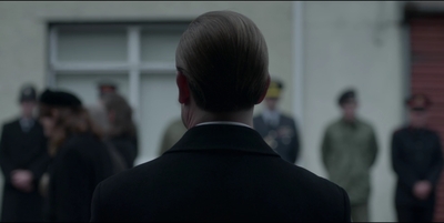 THE_CROWN_-_E3X03_ABERFAN_089.jpg