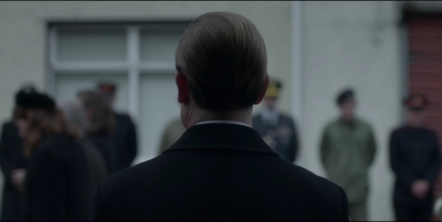THE_CROWN_-_E3X03_ABERFAN_090.jpg