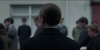 THE_CROWN_-_E3X03_ABERFAN_104.jpg