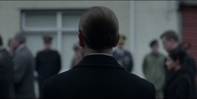 THE_CROWN_-_E3X03_ABERFAN_112.jpg