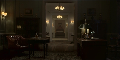 THE_CROWN_-_E3X03_ABERFAN_232.jpg