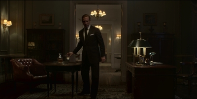 THE_CROWN_-_E3X03_ABERFAN_263.jpg