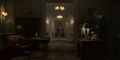 THE_CROWN_-_E3X03_ABERFAN_285.jpg