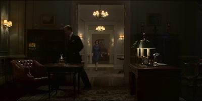 THE_CROWN_-_E3X03_ABERFAN_301.jpg