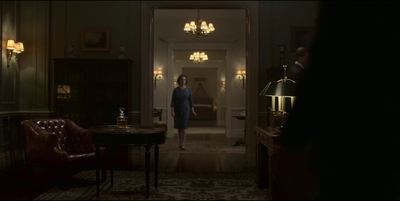 THE_CROWN_-_E3X03_ABERFAN_311.jpg
