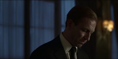 THE_CROWN_-_E3X03_ABERFAN_346.jpg