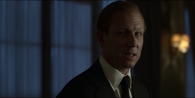 THE_CROWN_-_E3X03_ABERFAN_366.jpg
