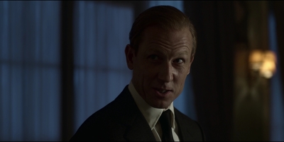 THE_CROWN_-_E3X03_ABERFAN_370.jpg