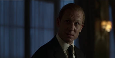 THE_CROWN_-_E3X03_ABERFAN_381.jpg