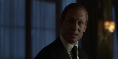 THE_CROWN_-_E3X03_ABERFAN_386.jpg