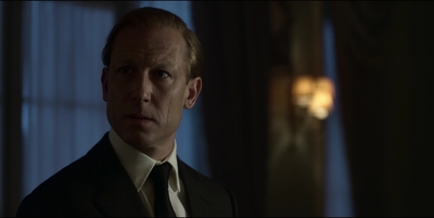 THE_CROWN_-_E3X03_ABERFAN_451.jpg