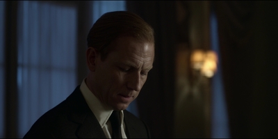 THE_CROWN_-_E3X03_ABERFAN_478.jpg