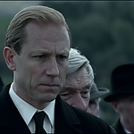 THE_CROWN_-_E3X03_ABERFAN_122.jpg