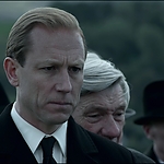 THE_CROWN_-_E3X03_ABERFAN_129.jpg