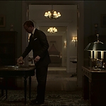 THE_CROWN_-_E3X03_ABERFAN_251.jpg