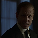 THE_CROWN_-_E3X03_ABERFAN_368.jpg