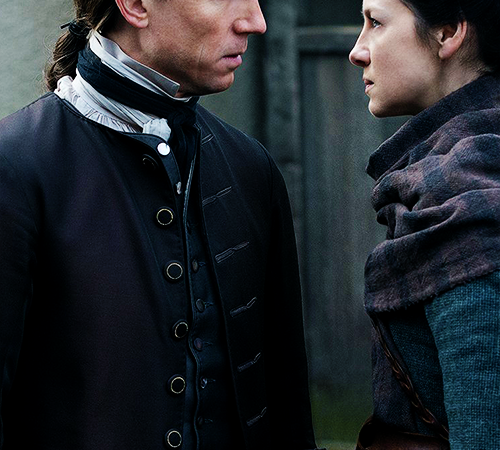 ‘Outlander’ Stars Break Down the Desperate Deals of ‘The Hail Mary’
